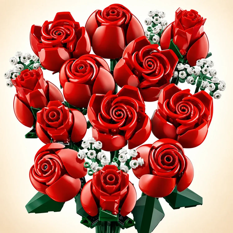 LEGO® Botanicals Bouquet of Roses 10328 met rode rozen en kleine witte bloemen