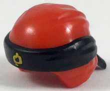 Part 24496pb12 - Minifigure, Headgear Ninjago Wrap Type 3 with Molded Black Bandana and Knot and Printed Bright Light Orange Ninjago Logogram Letter H Pattern - De BrickPlaats