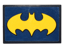 Part 26603pb002 - Tile 2 x 3 with Bright Light Orange Bat Symbol on Dark Blue Background Pattern (Sticker) - Set 41230 - De BrickPlaats