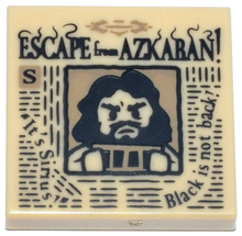 Part 3068pb2608 - Tile 2 x 2 with Newspaper with 'ESCAPE from AZKABAN!', 'It's Sirius!', 'Black is not back!' and Sirius Black Minifigure on Wanted Poster Pattern - De BrickPlaats