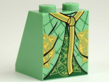 Part 3678bpb041 - Slope 65 2 x 2 x 2 with Bottom Tube with Minifigure Dress / Skirt / Robe, Layered with Dark Green Panel and Gold Belt Pattern - De BrickPlaats
