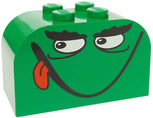 Part 4744pb08 - Slope, Curved 4 x 2 x 2 Double with 4 Studs with Monster Face Smiling, Tongue Pattern - De BrickPlaats