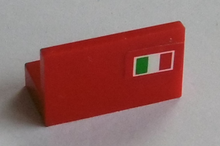 Part 4865pb012R - Panel 1 x 2 x 1 with Italian Flag on Red Background Pattern Model Right Side (Sticker) - Set 8654 / 8375 / 8673 - De BrickPlaats