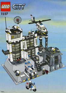 Set 7237 - Police Station - WITH Light-Up Minifigure - De BrickPlaats