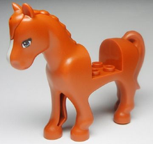 Part 93083c01pb01 - Horse with 2 x 2 Cutout with Blue Eyes and White Blaze Pattern - De BrickPlaats