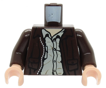 Part 973pb0131c01 - Torso Indiana Jones Leather Jacket, Button Down Shirt Pattern / Dark Brown Arms / Light Nougat Hands - De BrickPlaats