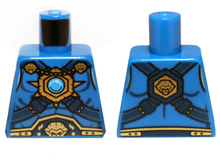 Part 973pb1359 - Torso Armor Vest, Lion Belt, Chain and Gold and Dark Azure Round Jewel (Chi) Pattern - De BrickPlaats